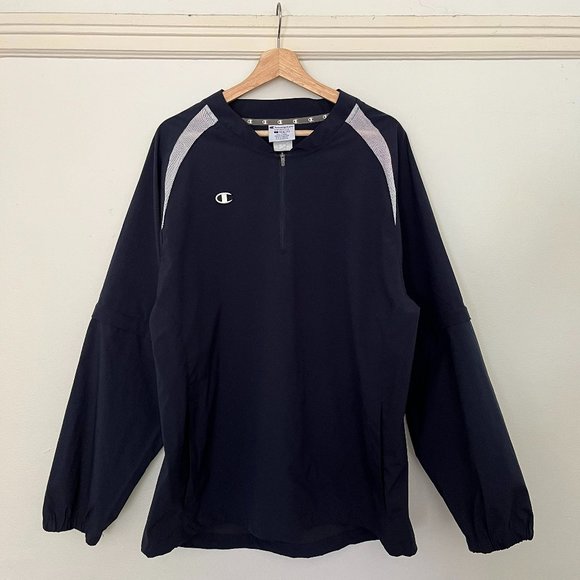 Vintage Champion Windbreaker with Big Pocket and Unzippable Sleeves - Picture 6 of 7
